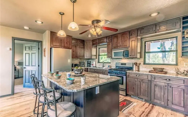 Altitude Adjustment - Three Bedroom Cabin