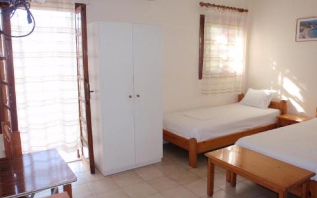 Vazakas Rooms