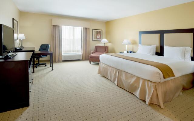 Holiday Inn Express & Suites Georgetown by IHG