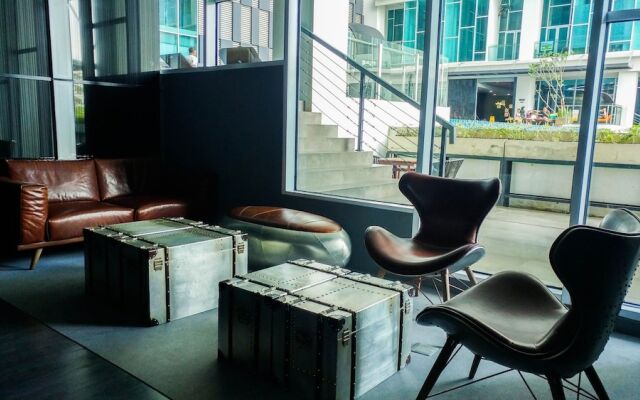 Well Equipped 1BR Brooklyn Alam Sutera Apartment near IKEA