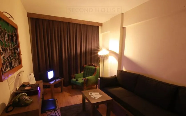 Second House Hotel
