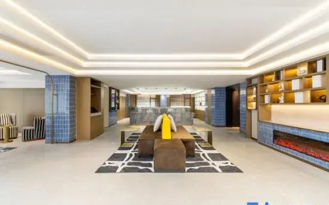 Suisse Place Peking University Third Hospital, Mudanyuan Subway Station Beijing
