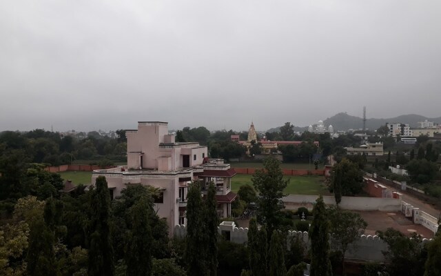 Hotel Green Haveli