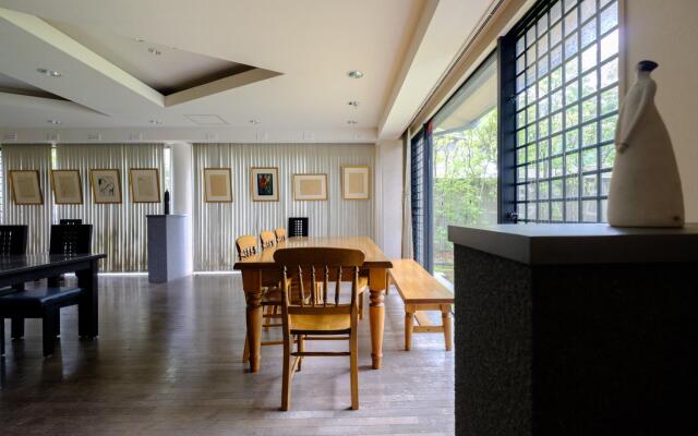 Yufuin Kinrinko Hotel