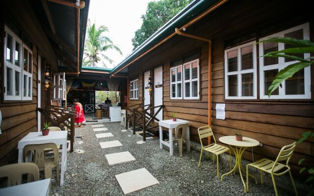 D' Backpackers' Barn - Hostel