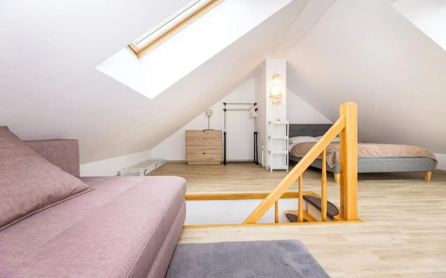 VIEW POINT APT@City Center+PKG, By Cohost