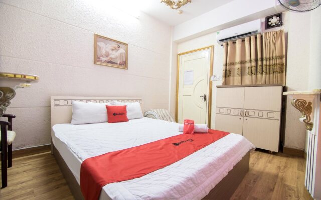 RedDoorz near AEON Mall Tan Phu