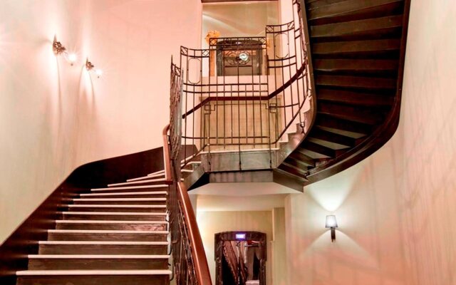 Astoria Hotel
