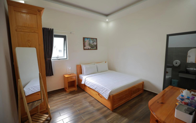 Arya Hotel Dalat – Guest Rooms – Da Lat