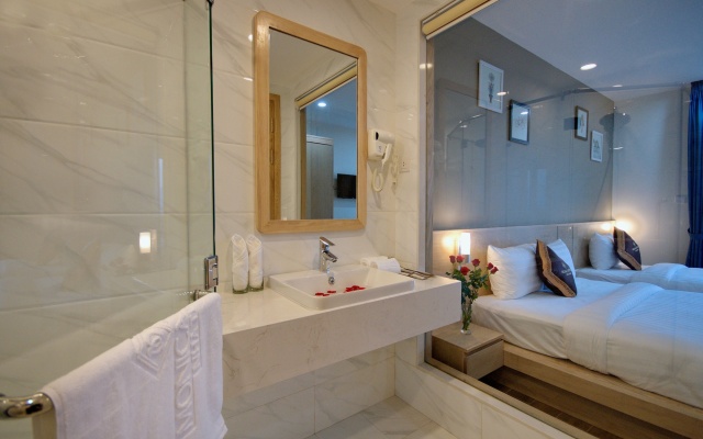 Gibson Hotel Nha Trang