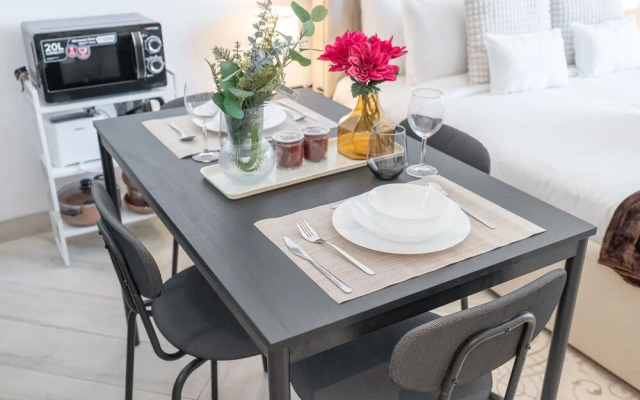 Outstanding Studio in Empire Residence JVC