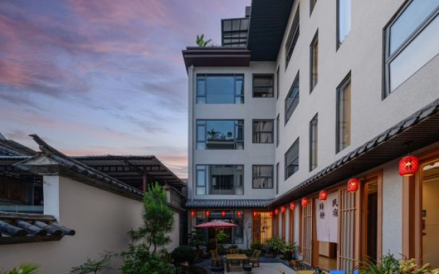 Mangshi Guijing Homestay (Dai Ethnic Ancient Town) – Exterior – Dehong
