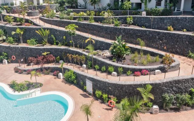 Bentor 3-1 PENTHOUSE JACUZZI POOL VIEW 3B