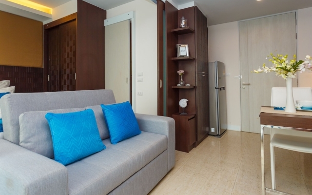 The Aristo Resort by Holy Cow 519