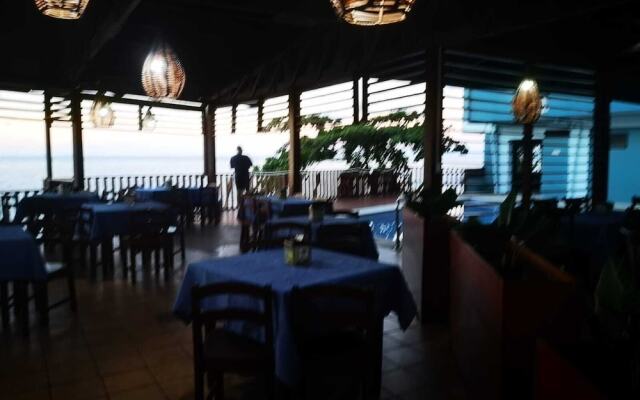 Hotel Playa Bonita