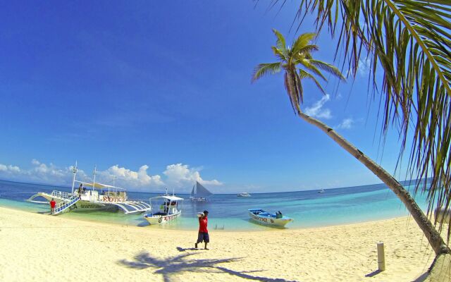 Malapascua Exotic Island Dive and Beach Resort