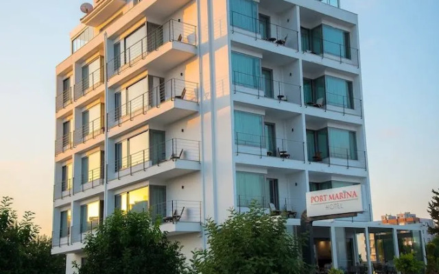 Port Marina Hotel