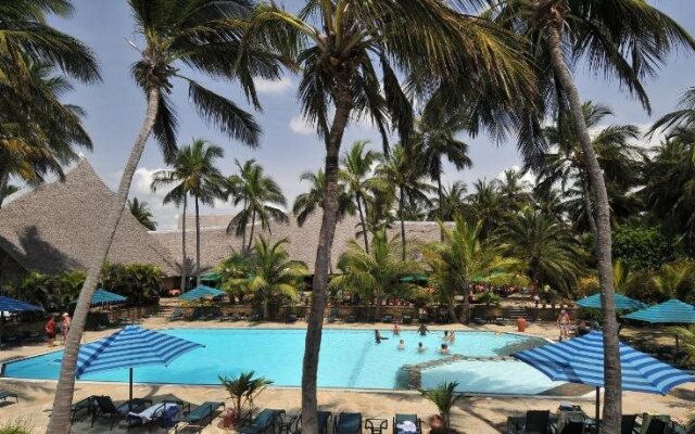 Bahari Dhow Beach Villas