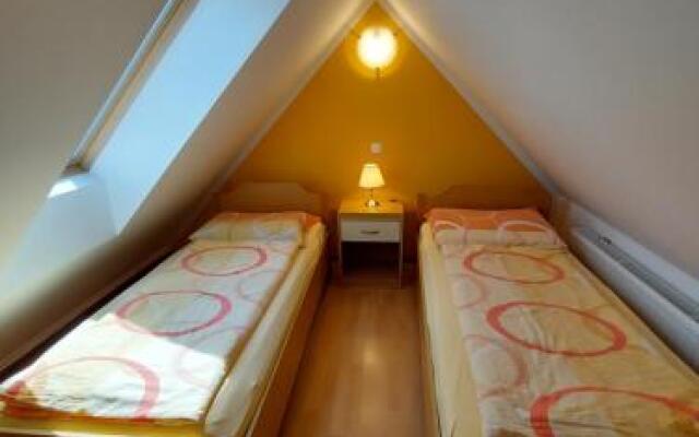 Apartments Ktrenc