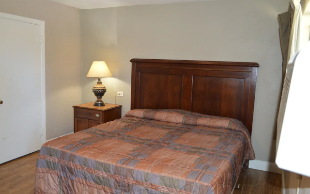 Paradise Inn