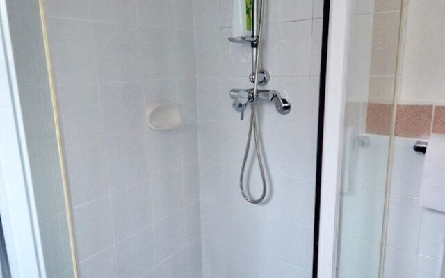 Cute Studio Apartment in Maroubra