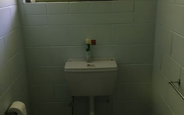 Magnetic Retreat Holiday Units