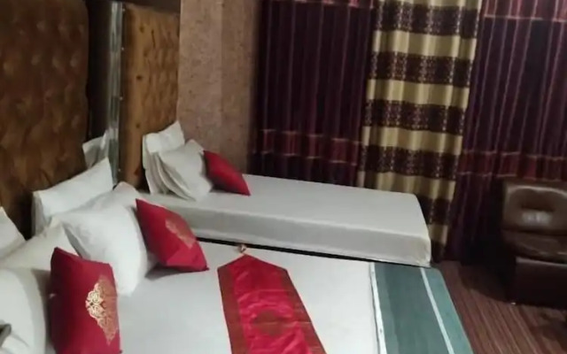 Royal Palace Hotel Lahore