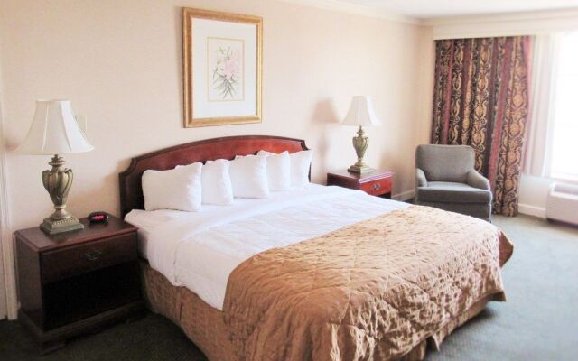 Clarion Hotel Downtown