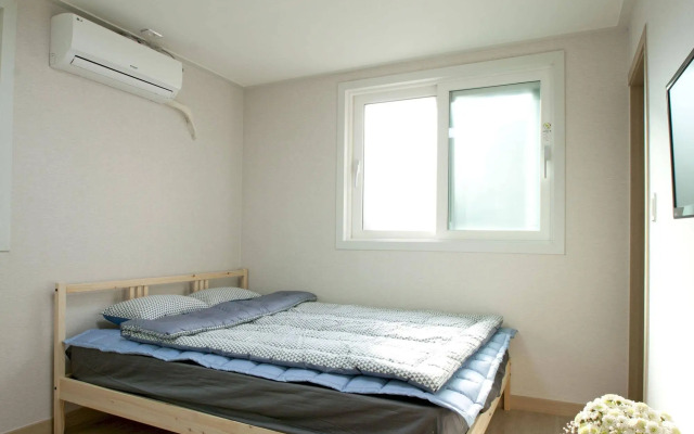 Twin Rabbit Guesthouse