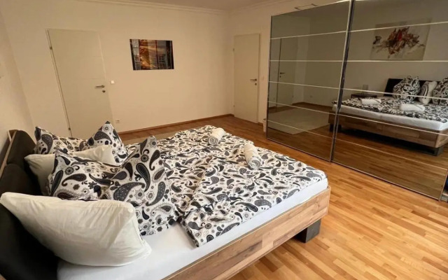 Monterey Apartment Vienna