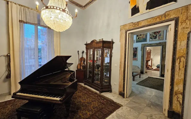 The Spanish Palace suites, rooms, apartments & terraces