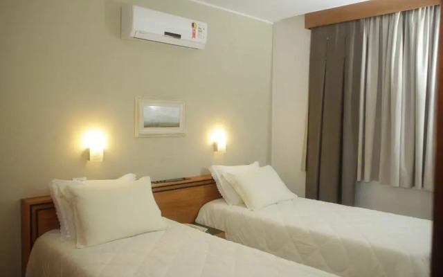 Golden Ingá Hotel