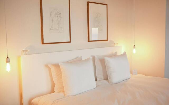 Vesper Hotel