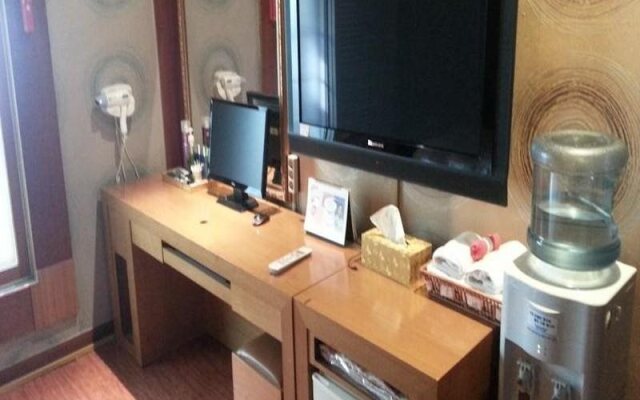 Valentine Hotel