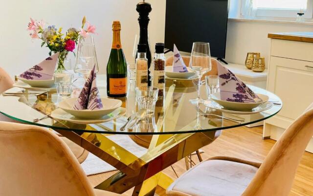 Ferien-Apartment Silberweide mit Privatstrand