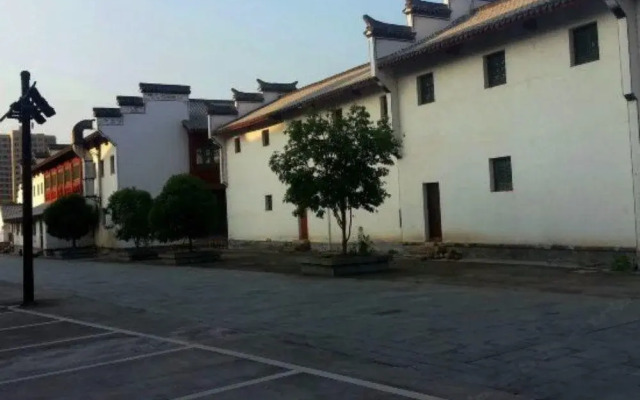 Rongyi Hengdian Hostelling International