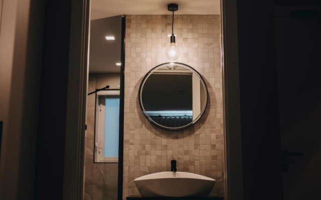 Dock 1 Boutique Hotel