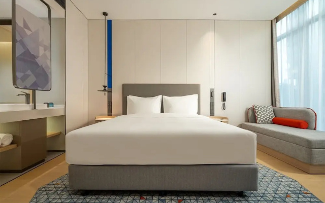 Holiday Inn Express Shenzhen Sports Center by IHG