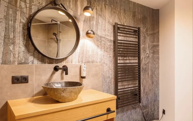 Fiss Suites by ALPS RESORTS