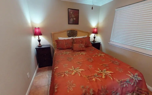 Seascape 1211 2 Bedroom Condo by RedAwning