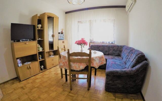 BAGI Apartments & Rooms