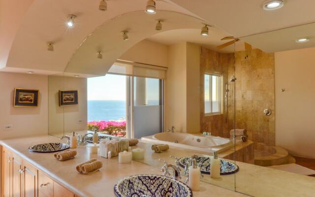 Luxury 5BR Villa, Sleeps 14 W/ocean View: Villa Perla de Law