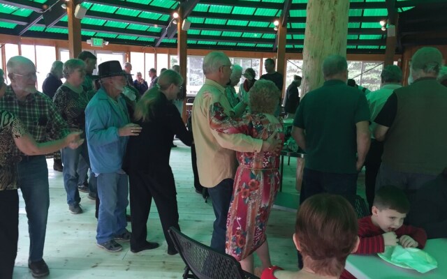 Ninilchik132.6 cabins and Rv park