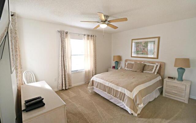 Ocean Village Club F22