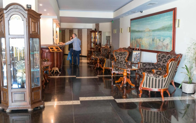 Anna Palace Hotel