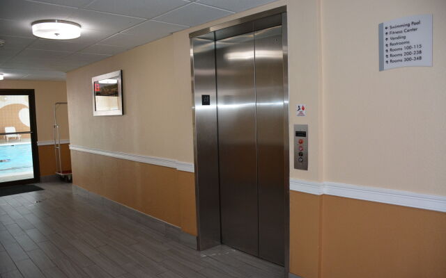 Best Western Cape Cod Hotel