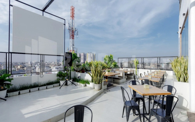 Travel Biz Hotel Medan Mitra RedDoorz