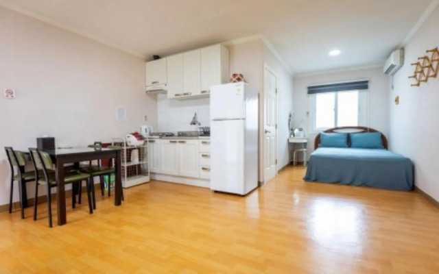 Jeju Palm Hills Pension