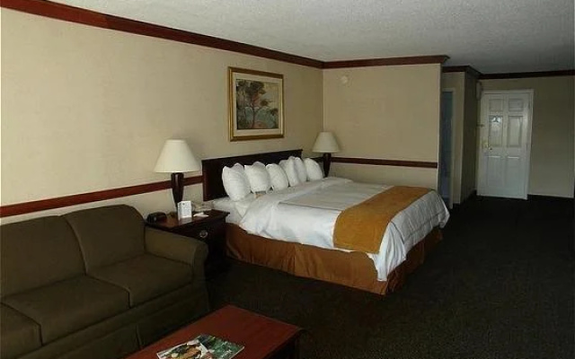 Holiday Inn Airport East