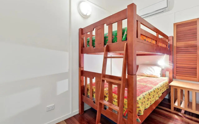 Blue House At Bigoon